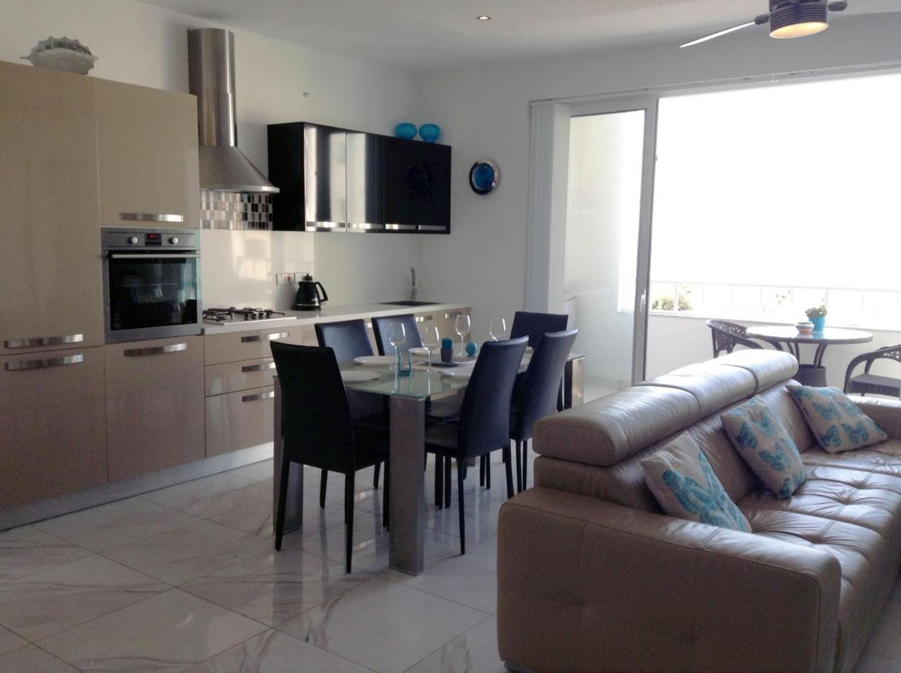 סיינט פול ביי Seafront Apartment With Pool מראה חיצוני תמונה