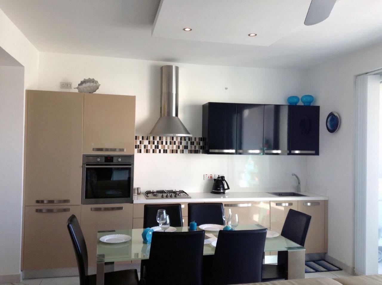 סיינט פול ביי Seafront Apartment With Pool מראה חיצוני תמונה